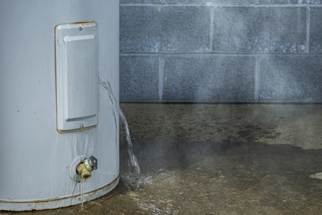 Water leaking from a drum